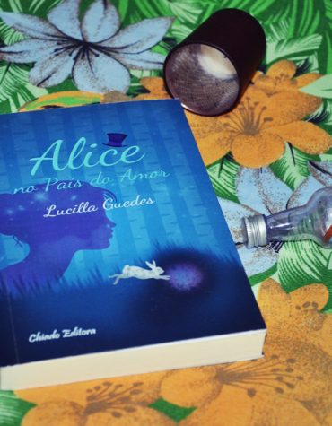 [Resenha] – Alice no País do Amor
